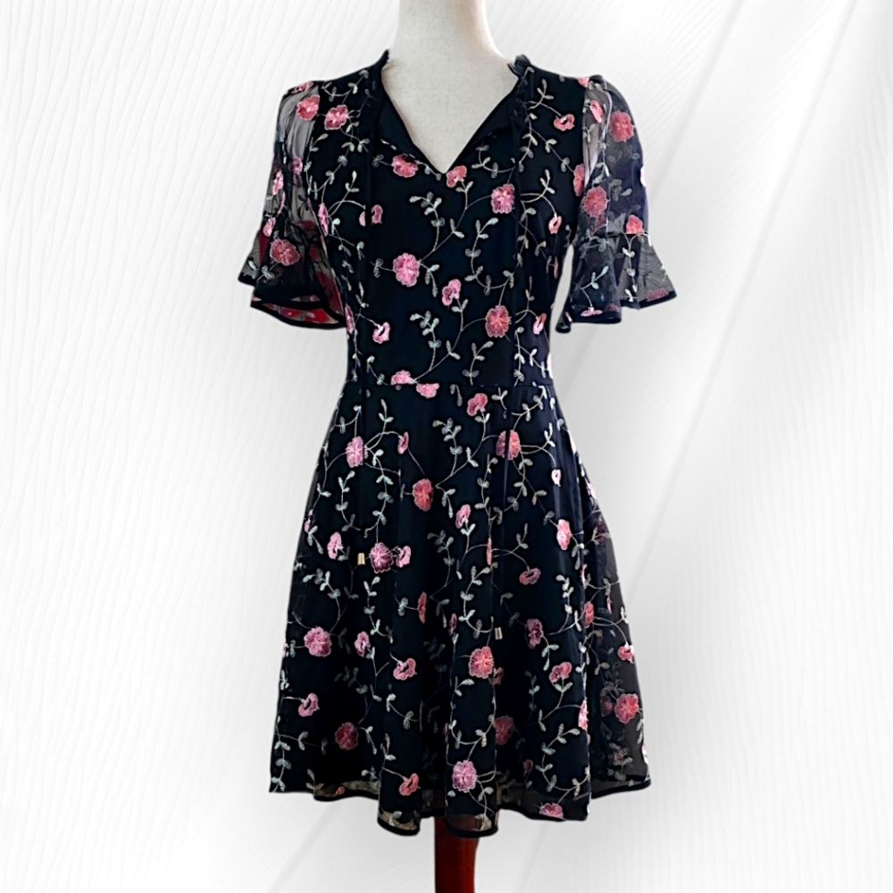 Bodyform NWOT Black & Pink Floral Embroidered Fit&Flare Mini Dress, S/US6/EU36